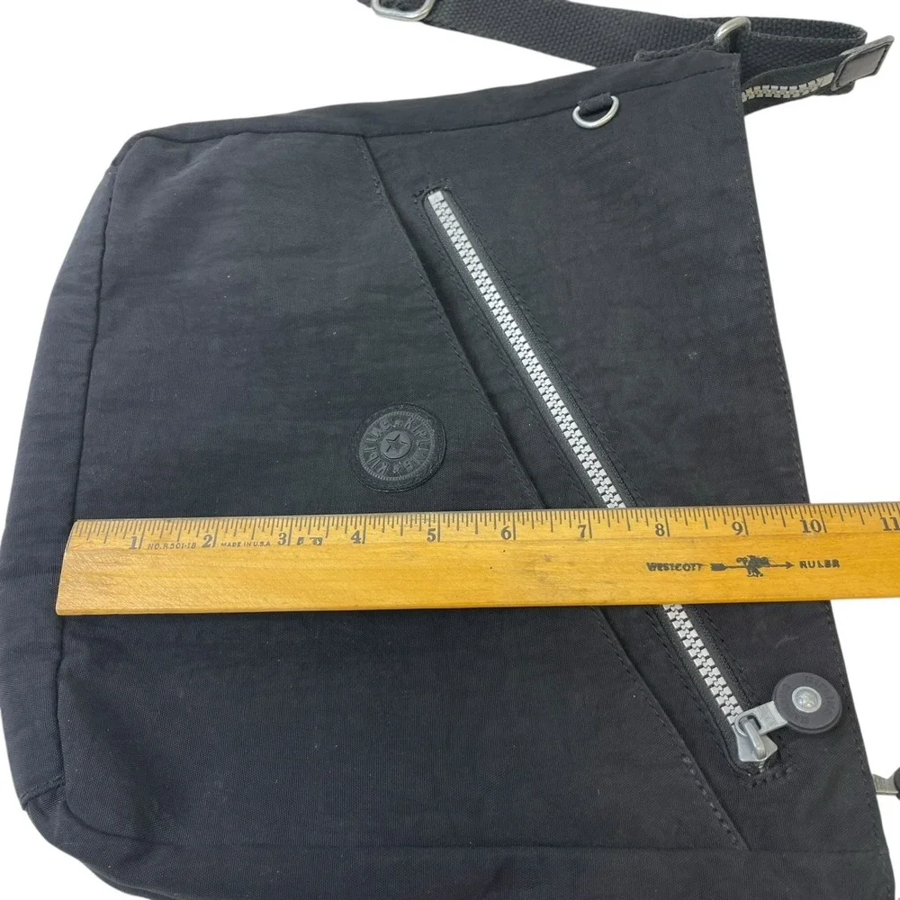 Kipling Black Nylon Crossbody Messenger Bag Tablet Zip Top Adjust Strap Purse